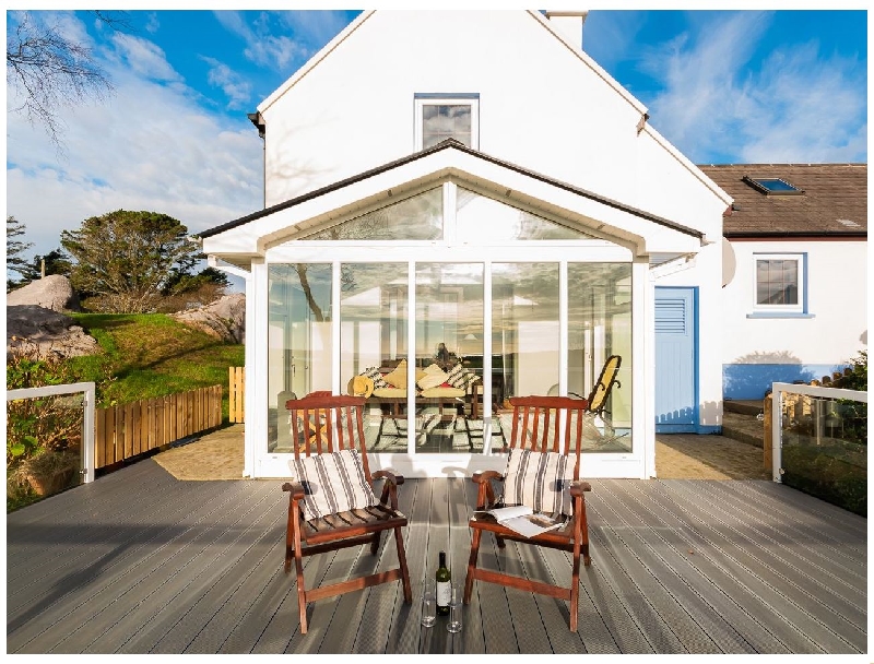 The Schooner a british holiday cottage for 7 in , 