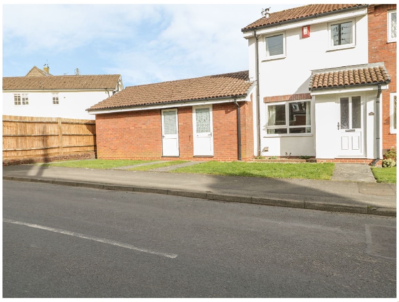 Click here for more about 28a Hillesley Road