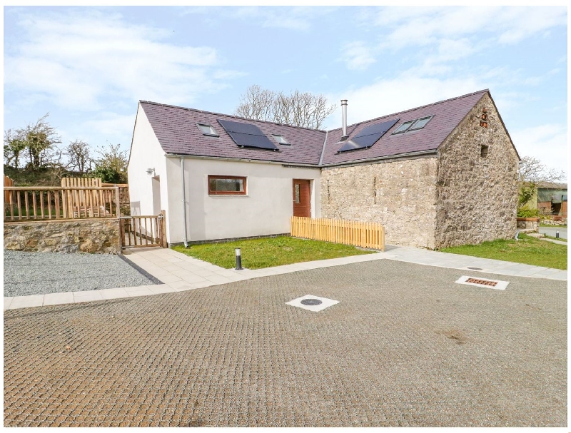 Click here for more about Beudy Bodeilio