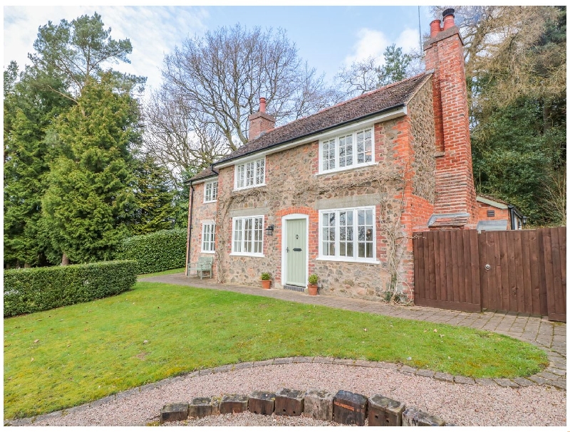 Click here for more about Wisteria Cottage