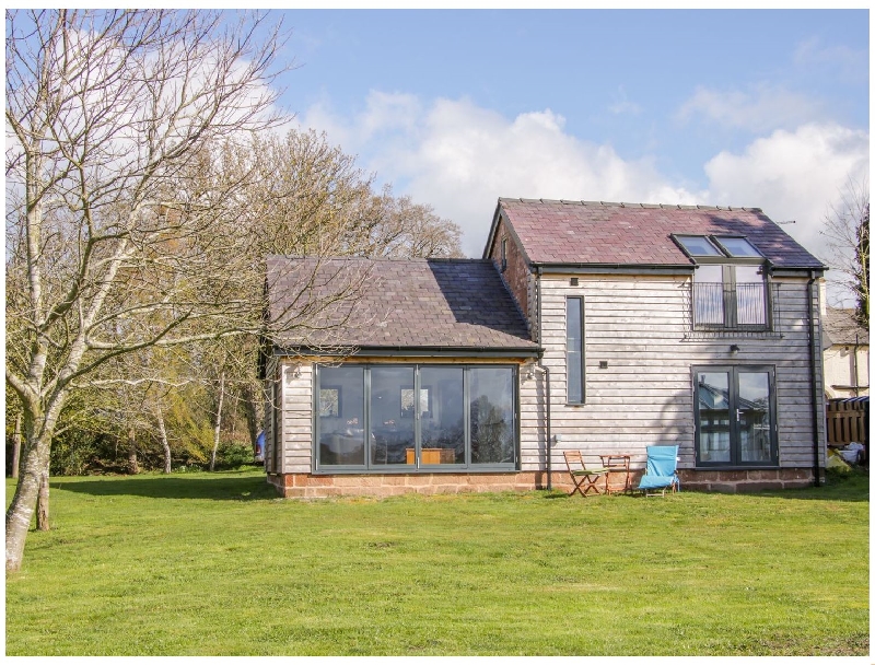 Click here for more about Vitula Cottage