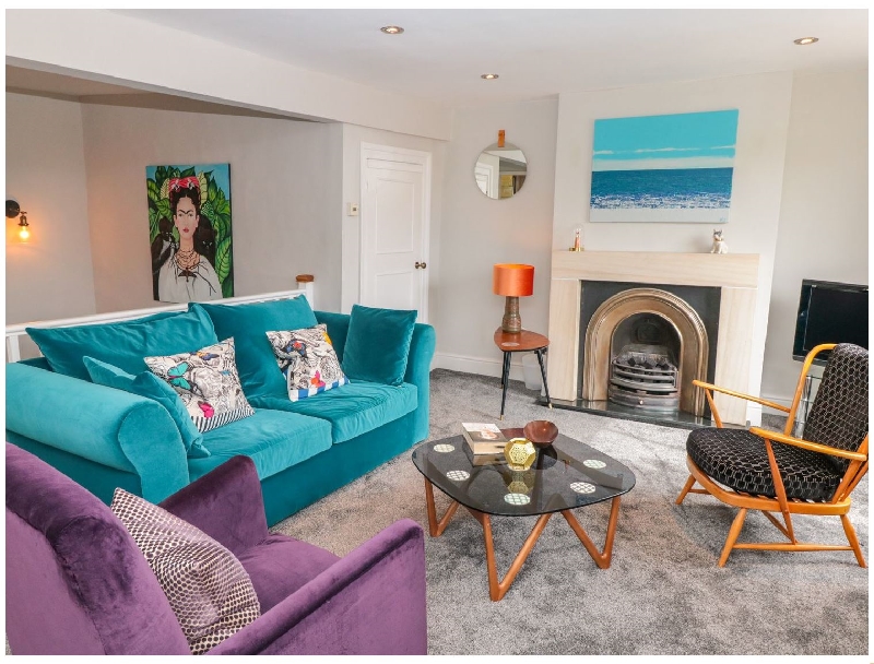 Click here for more about 34b Clarence Street