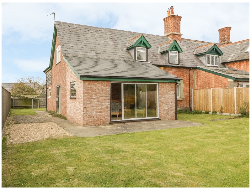 Motcombe Nursery a british holiday cottage for 5 in ,
