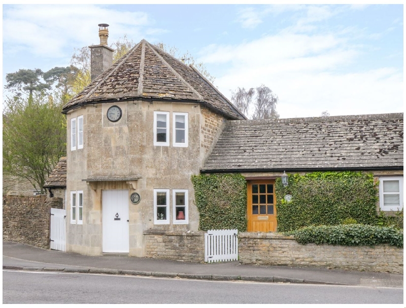 Click here for more about Pike Cottage