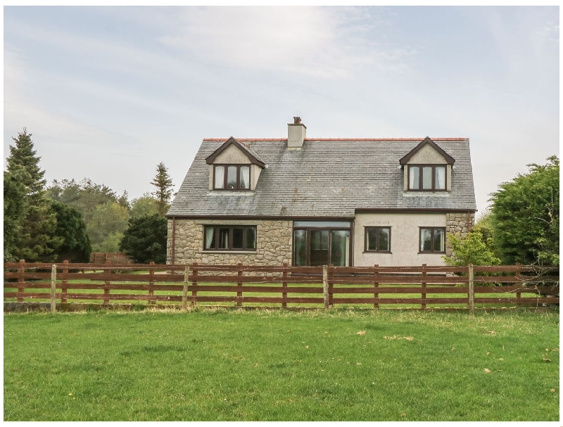 Cae Glas a british holiday cottage for 5 in , 