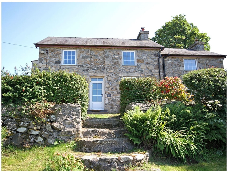 Fron Fawr a british holiday cottage for 6 in ,