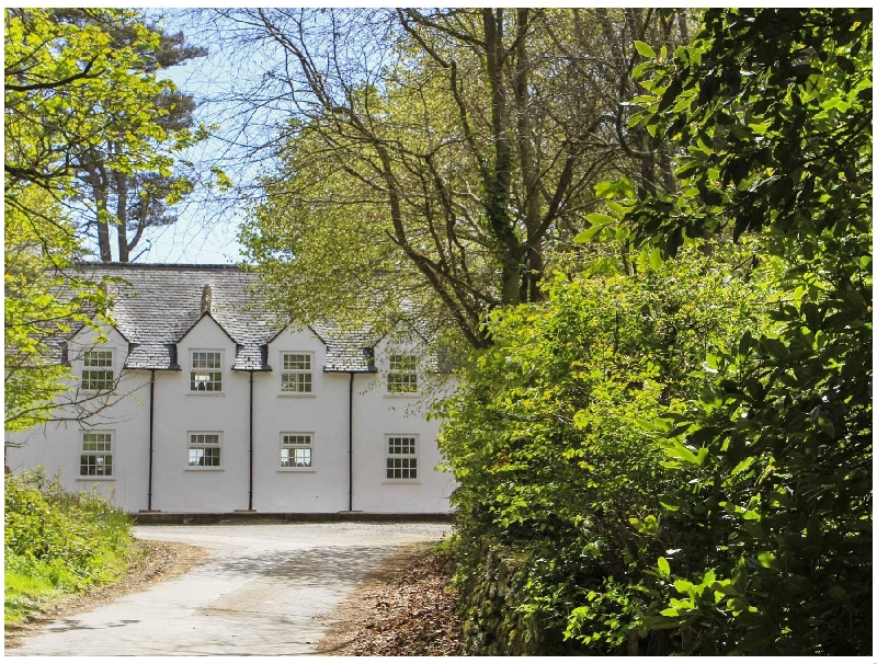 Click here for more about Garden Cottage - Rhoscolyn