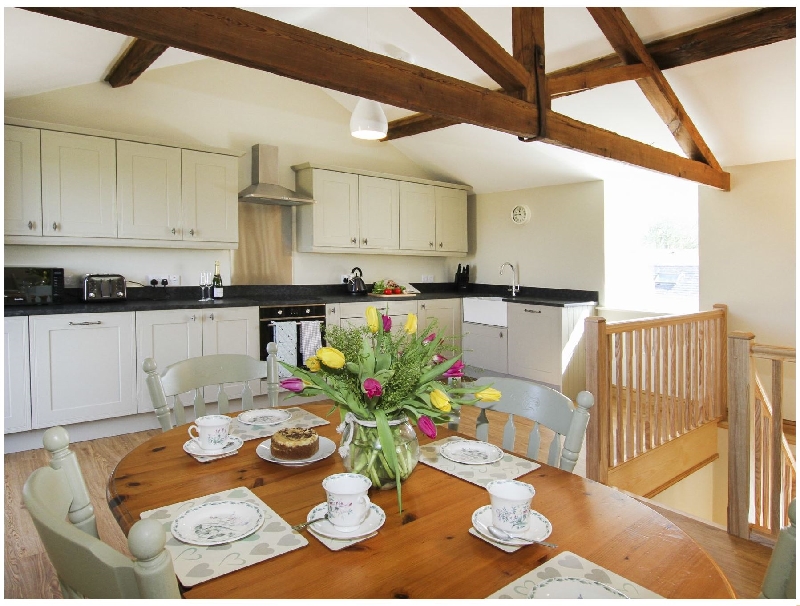 Click here for more about Teal Cottage