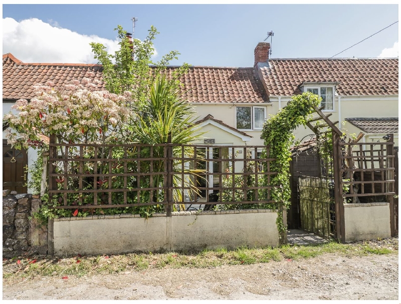 Click here for more about Railwayman's  Cottage