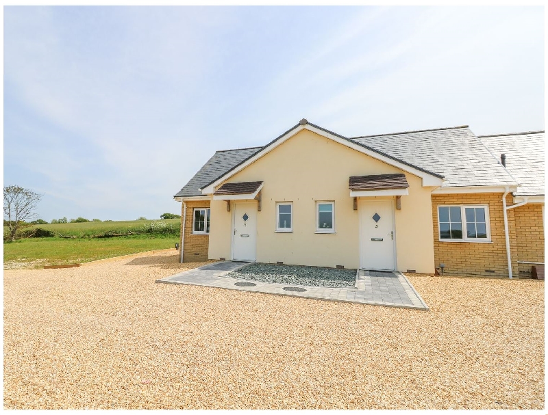 5 Yarmouth Cottages a british holiday cottage for 4 in ,