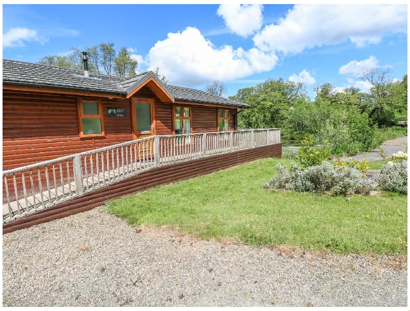 Click here for more about Oak Lodge