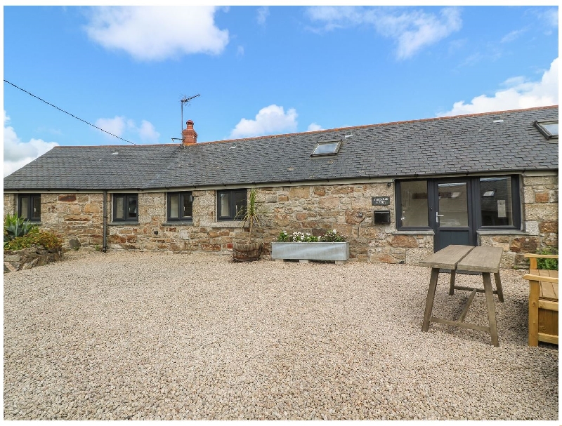 Click here for more about Trezelah Garth