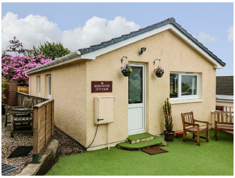 Rosewood Cottage a british holiday cottage for 4 in ,