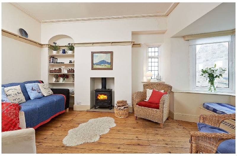 Beachside Cottage a british holiday cottage for 8 in , 