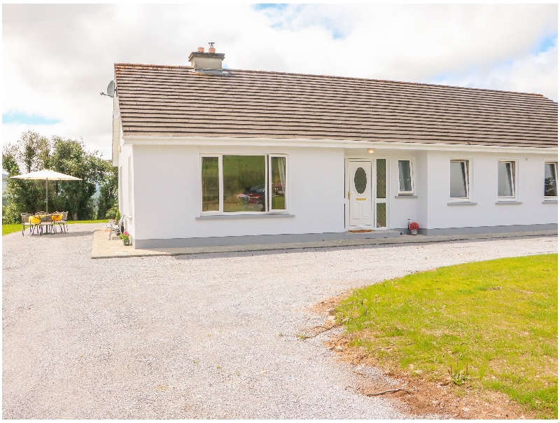 Artigallivan a british holiday cottage for 9 in ,