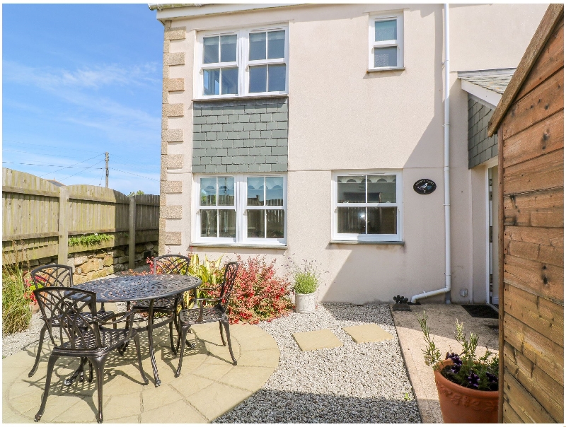 Henrys Croft a british holiday cottage for 6 in ,