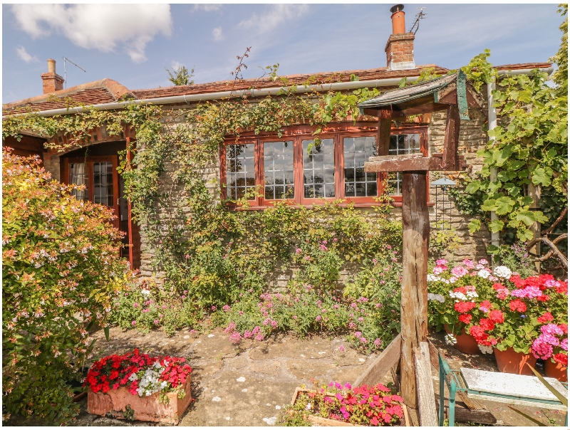 Quiet Corner Cottage a british holiday cottage for 3 in ,