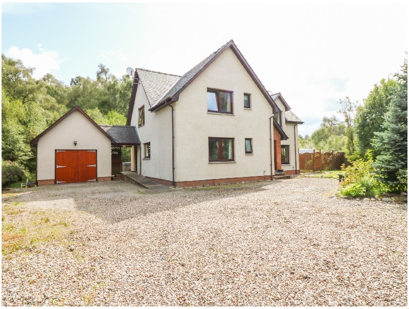 Riverbank House a british holiday cottage for 6 in ,