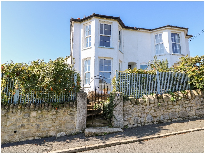 Bay View a british holiday cottage for 8 in , 