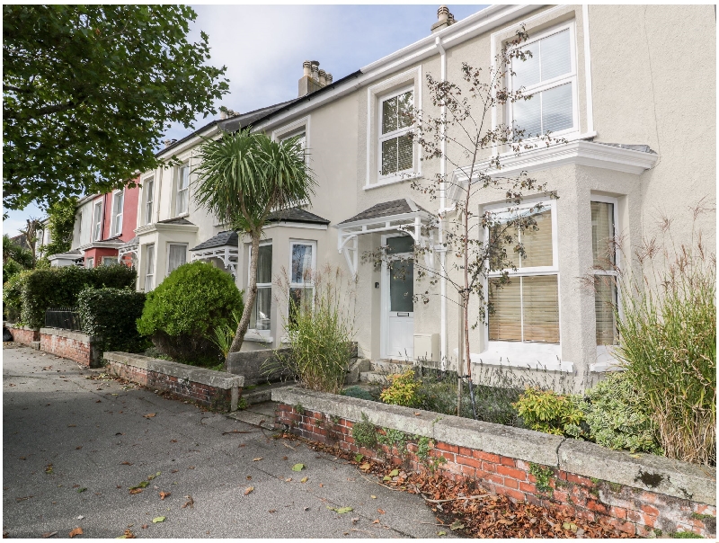 Tresgothen a british holiday cottage for 8 in , 