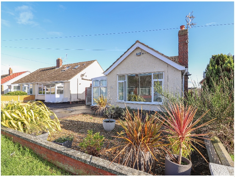 43 Lon y Cyll a british holiday cottage for 4 in ,