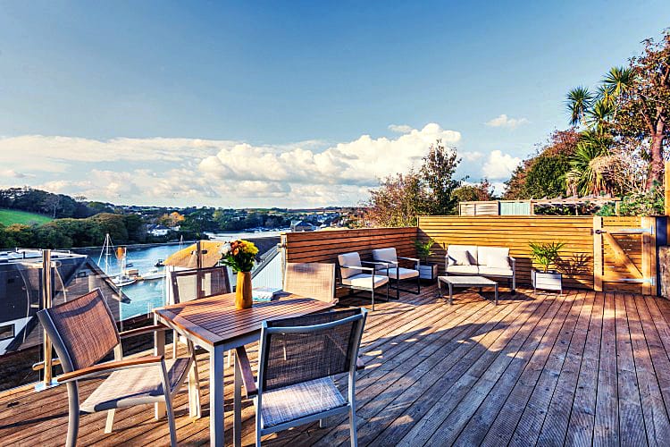 Captains-Lookout a british holiday cottage for 4 in ,