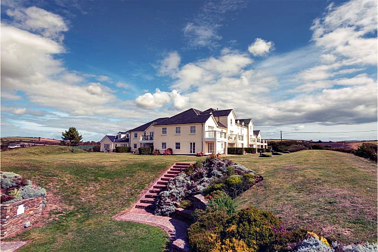 2 Thurlestone Beach Apartments a british holiday cottage for 5 in ,