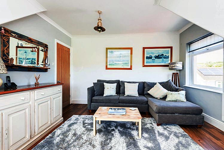 Click here for more about Tops'l