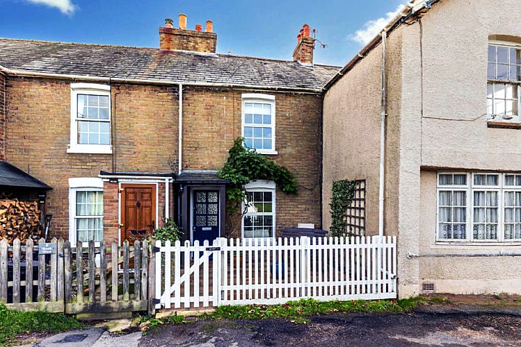 Click here for more about 1 Heath View