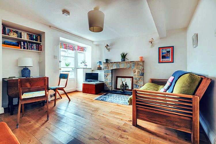 Click here for more about Garden Flat