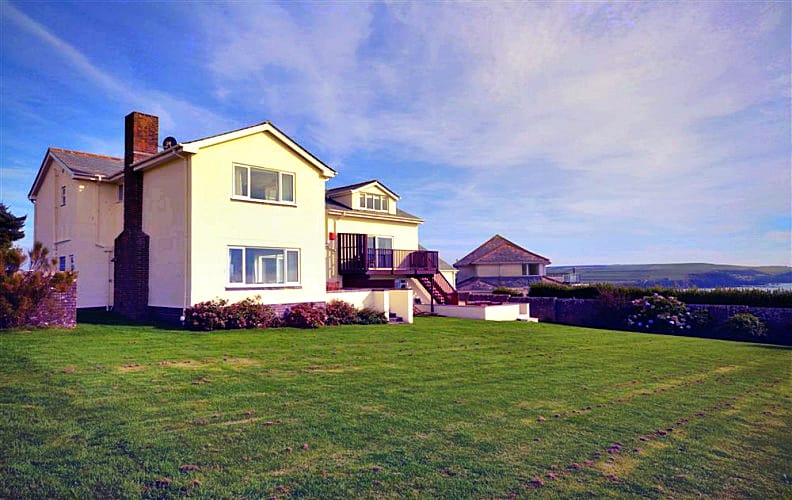 Thorpe Arnold Major a british holiday cottage for 8 in , 