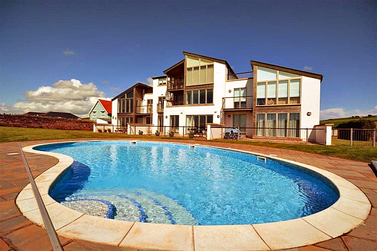 3 Oceans Edge a british holiday cottage for 4 in , 