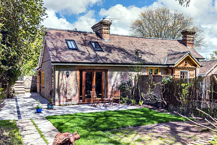 Click here for more about Horseshoe Cottage