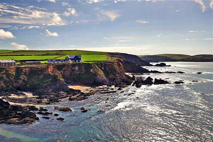 Sea Holly a british holiday cottage for 4 in ,