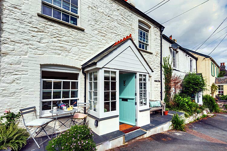 Creek End a british holiday cottage for 5 in ,