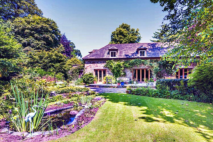 Coachmans Cottage a british holiday cottage for 4 in , 